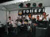 festival_103_0370_lo.jpg (91040 bytes)